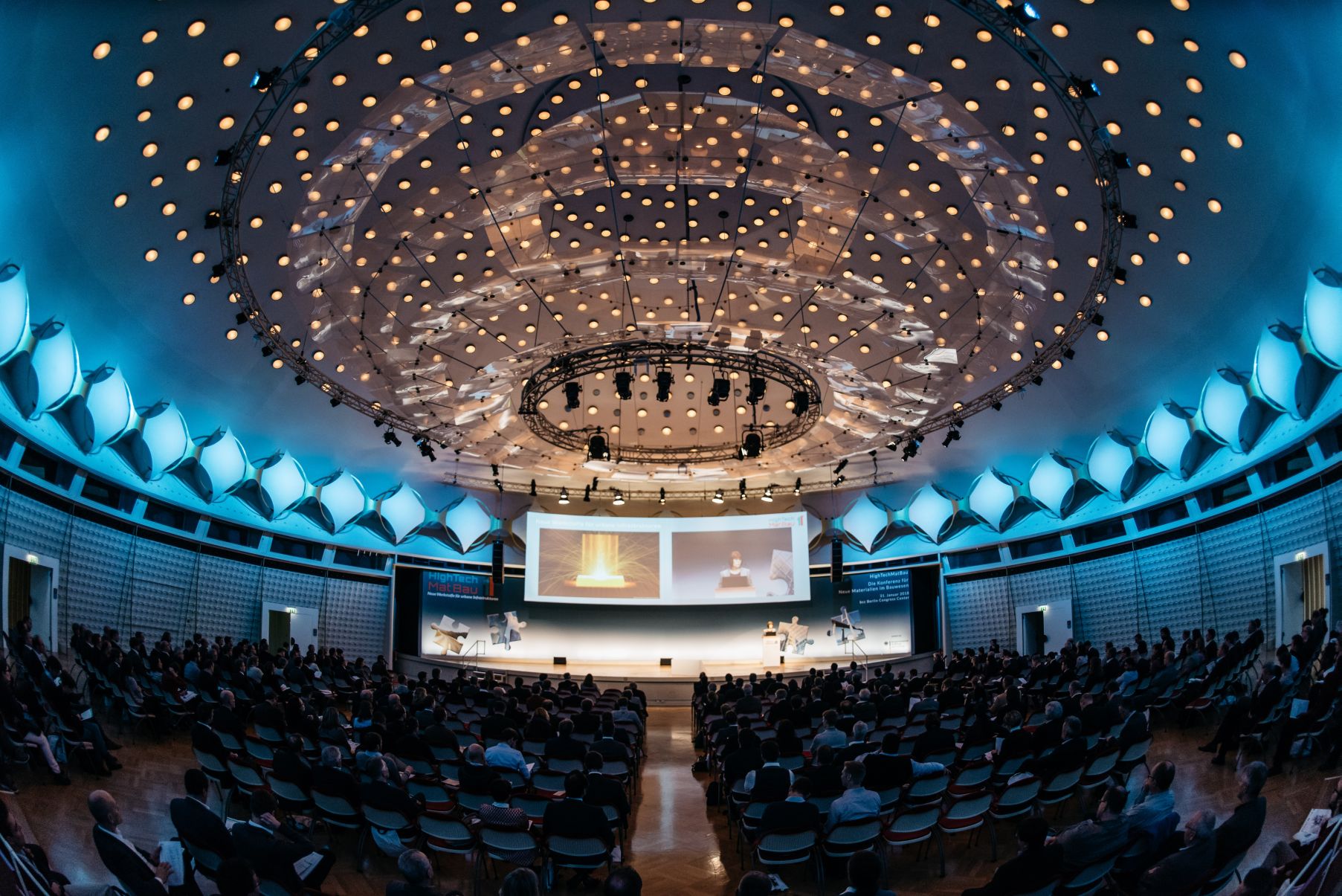 Blick in einen festlichen Saal